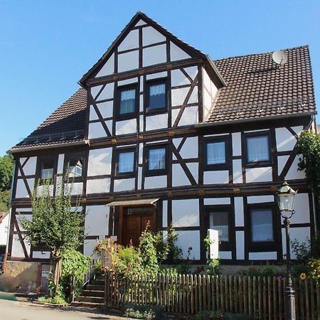 Pension Altes Pfarrhaus Helmarshausen ภายนอก รูปภาพ